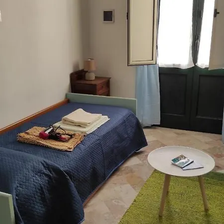 בית אירוח A Due Passi Dal Centro *