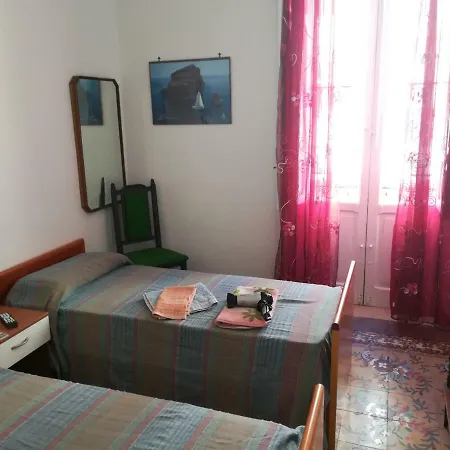 A Due Passi Dal Centro