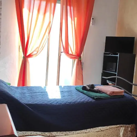 A Due Passi Dal Centro *